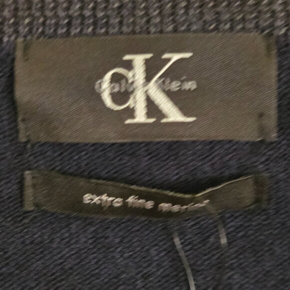 Calvin Klein NWT *Flaw Navy Extra Fine Merino Wool V Neck Navy Sweater Size XXL - Picture 5 of 7